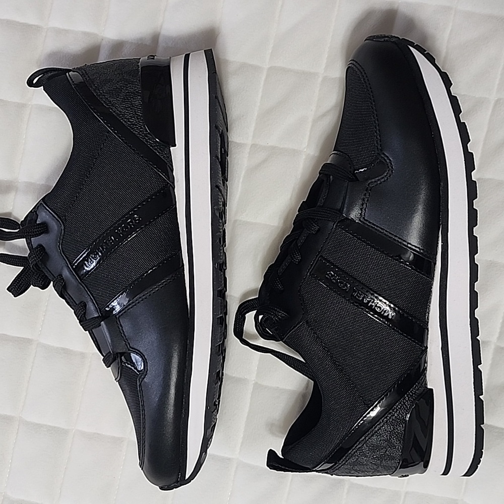 Michael Kors Dash Trainer Shoes size 7.5